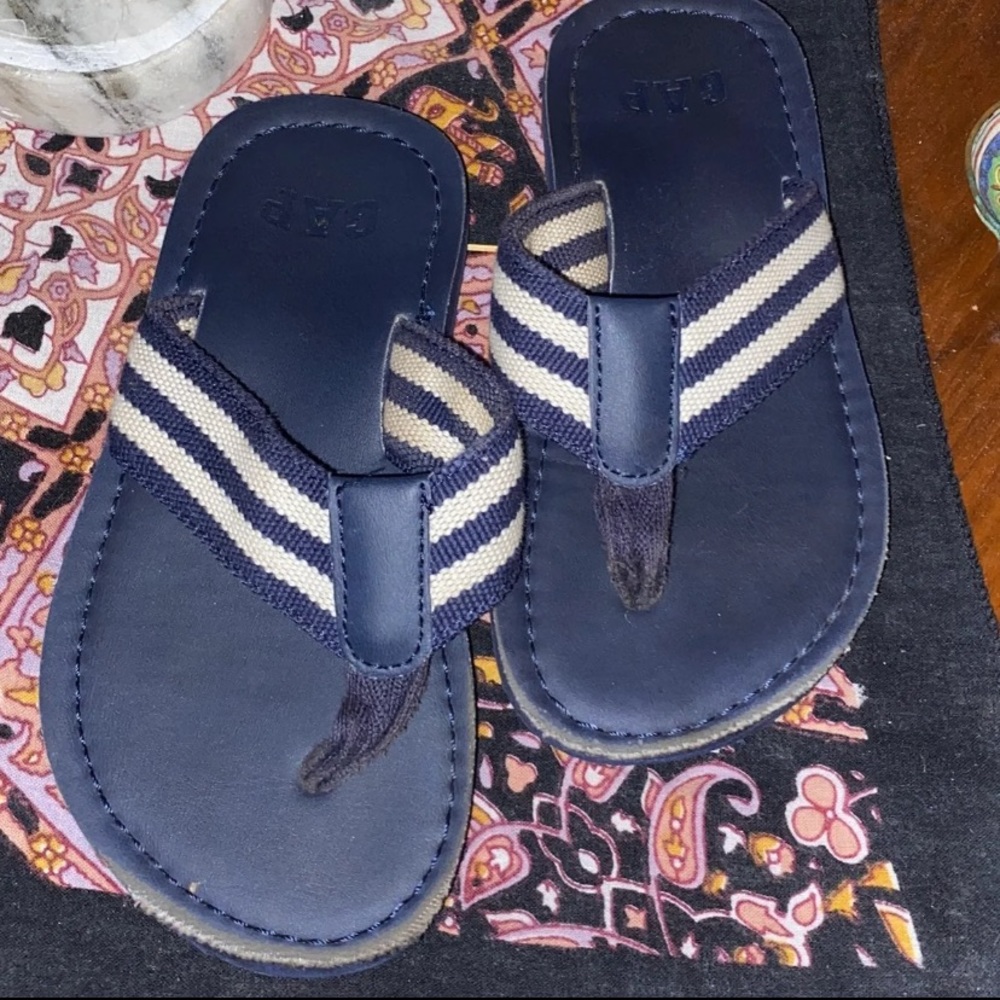 Boys GAP Flip Flops
